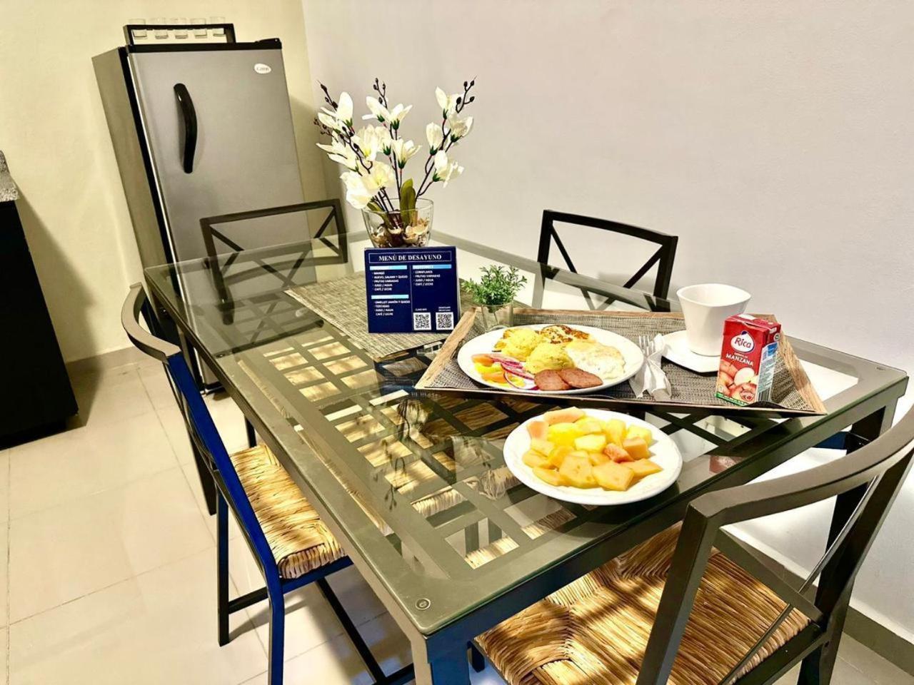 Hotel Tau Art Residence ซานโตโดมิงโก ภายนอก รูปภาพ